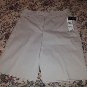 WOMENS GOLF SHORTS
